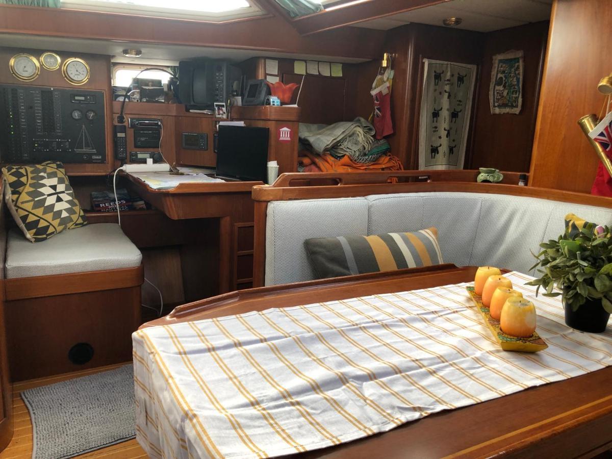 Stay Only Or Sailaway With Friends And Family Have More Fun メーデムブリク エクステリア 写真