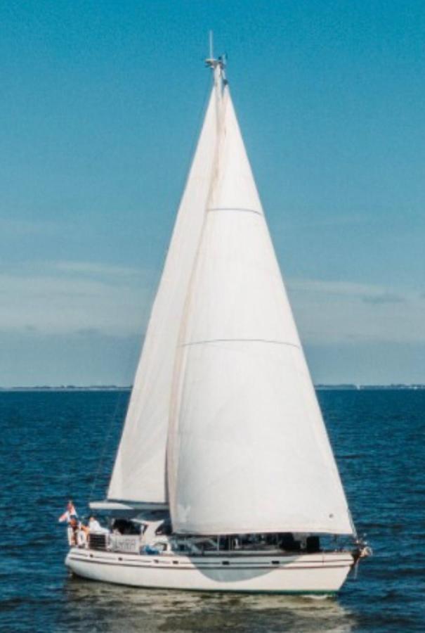 Stay Only Or Sailaway With Friends And Family Have More Fun メーデムブリク エクステリア 写真